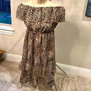 Leopard print strapless dress